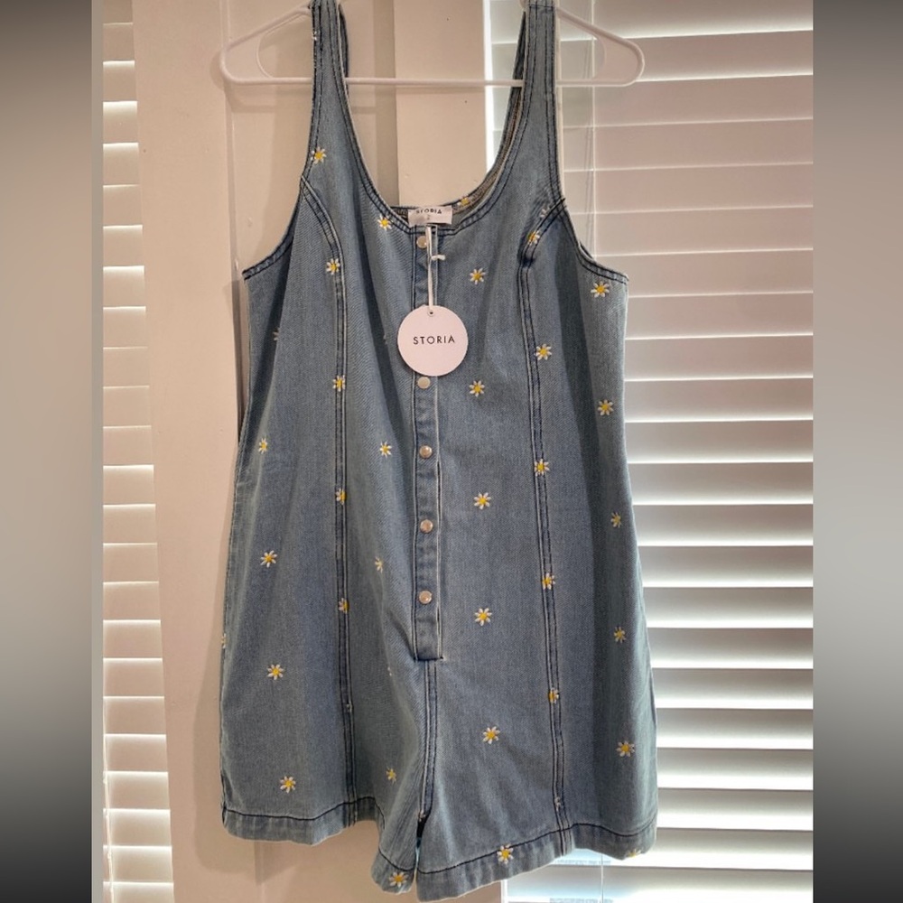 NWT, Never worn. Size L